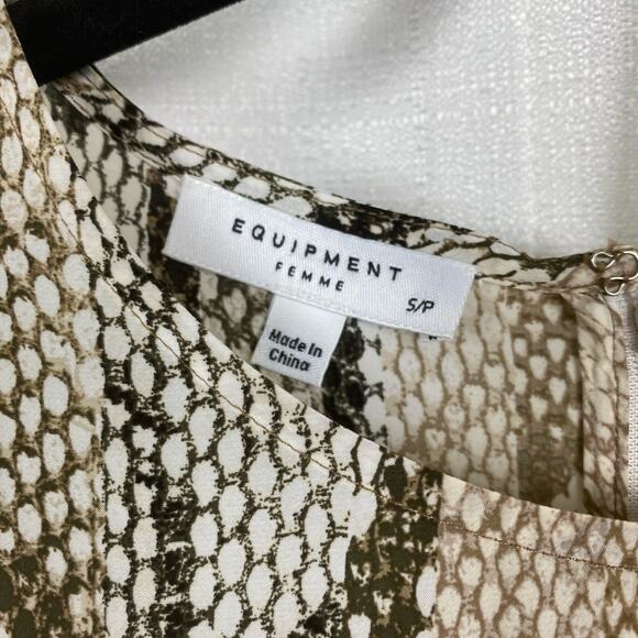 Equipment Femme Brown Snakeskin Print Tank Blouse Sz.S/P - Picture 3 of 9